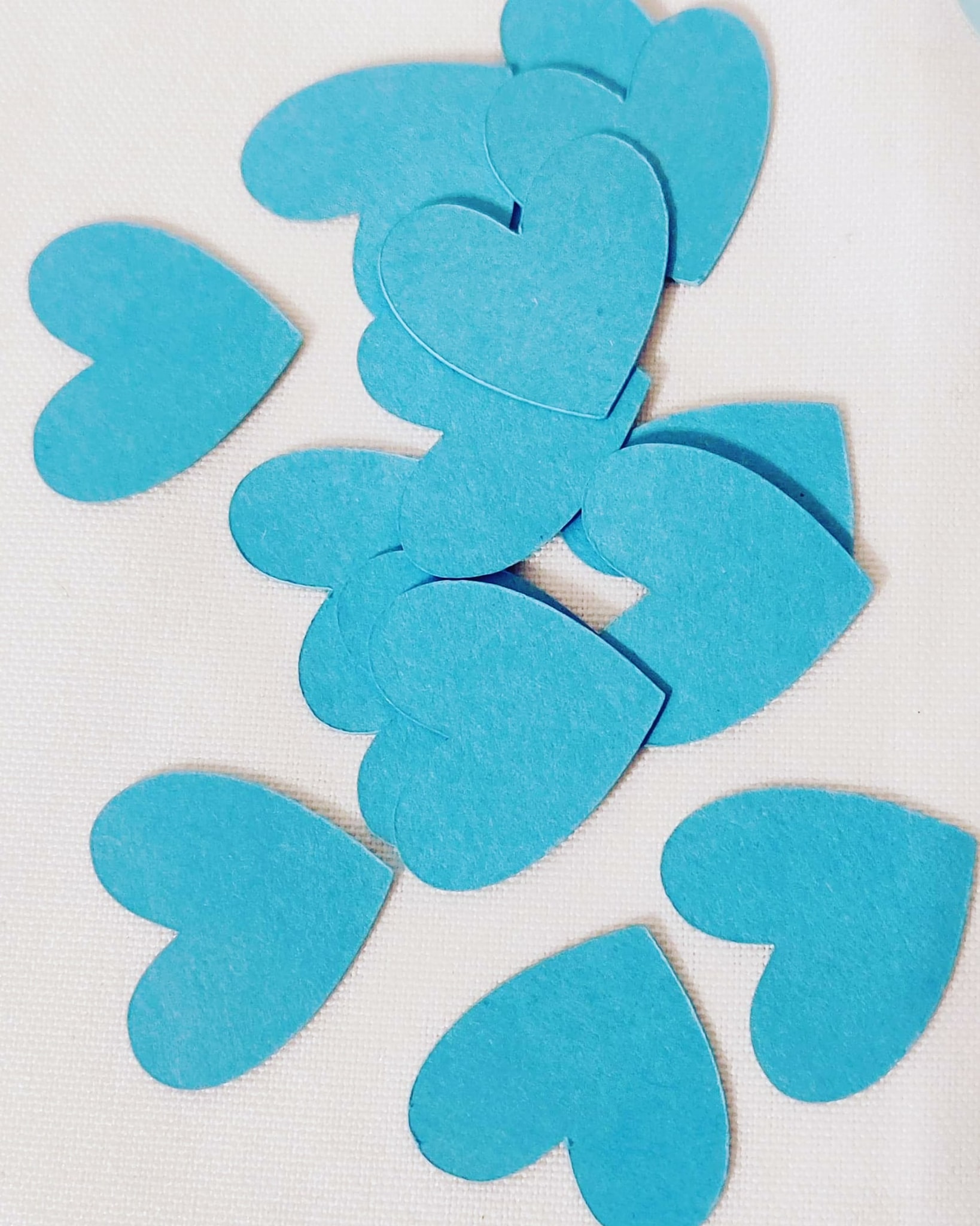 Confettis coeur cyan